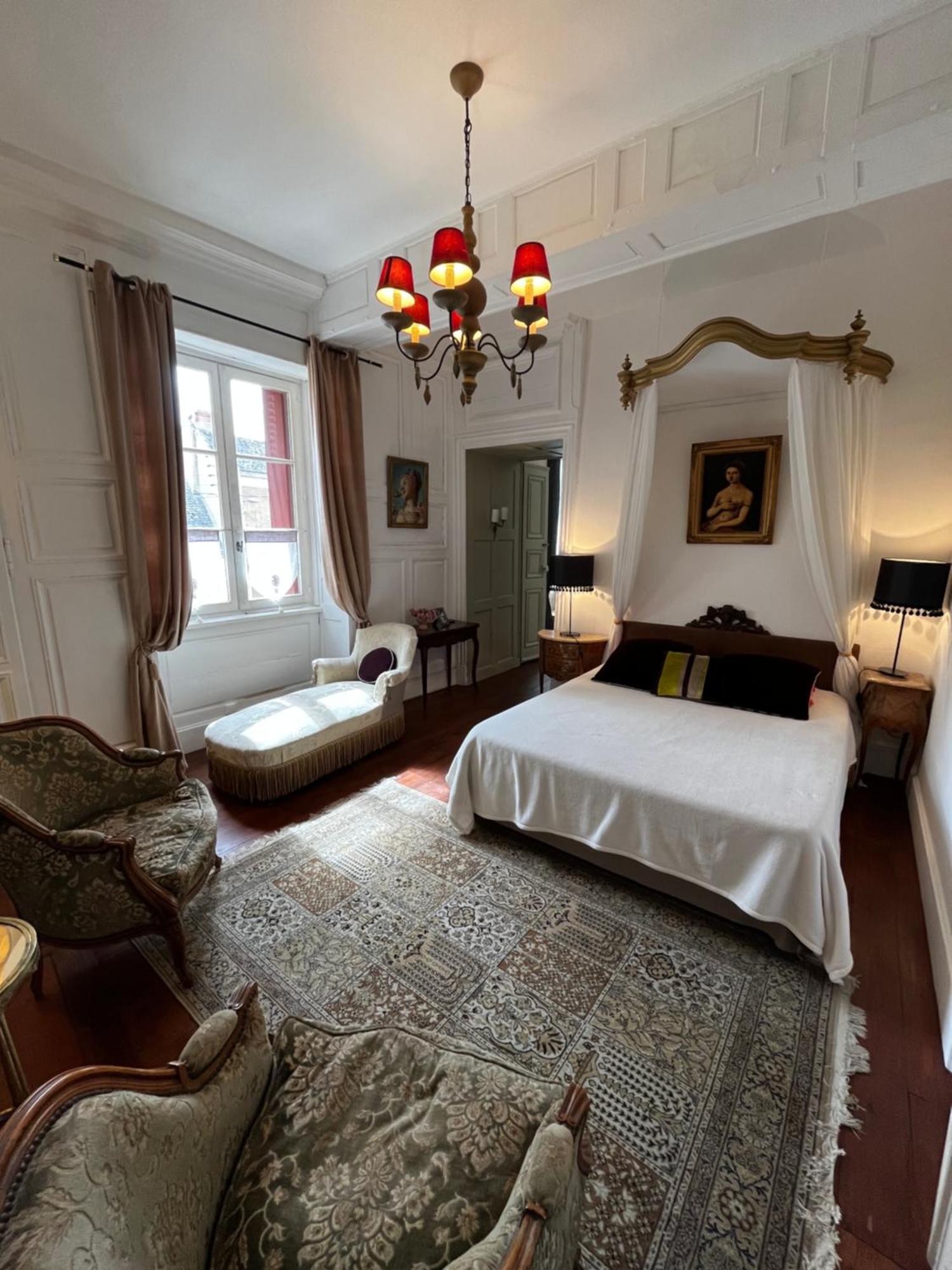 Le Logis De Saint Cyr Aparthotel Issoudun Exterior photo